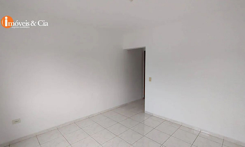 Casa Com 2 Dormitóri...