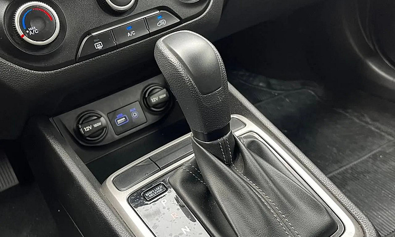 Hyundai Creta Action...