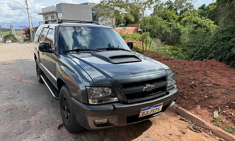 Chevrolet S10 Blazer...