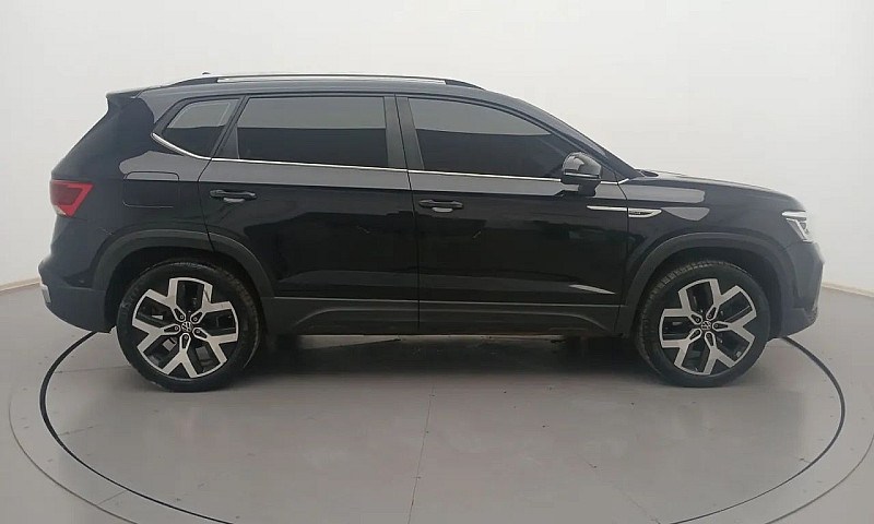 Volkswagen Taos High...