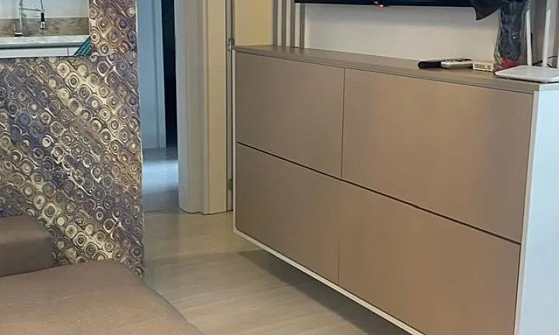 Apartamento Semimobi...