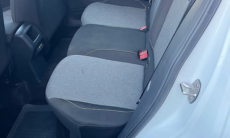 Volkswagen T-Cross 1...