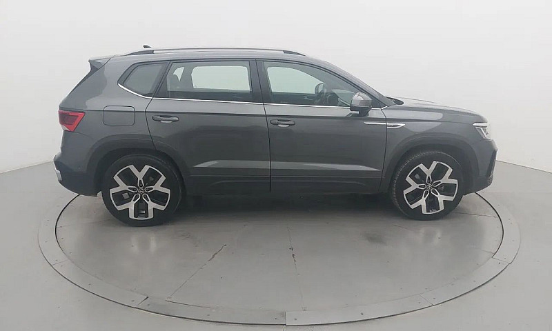 Volkswagen Taos High...