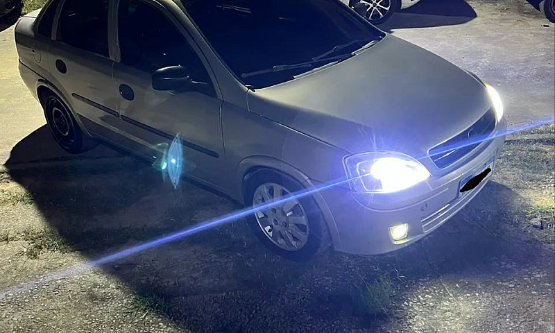 Chevrolet Corsa Seda...