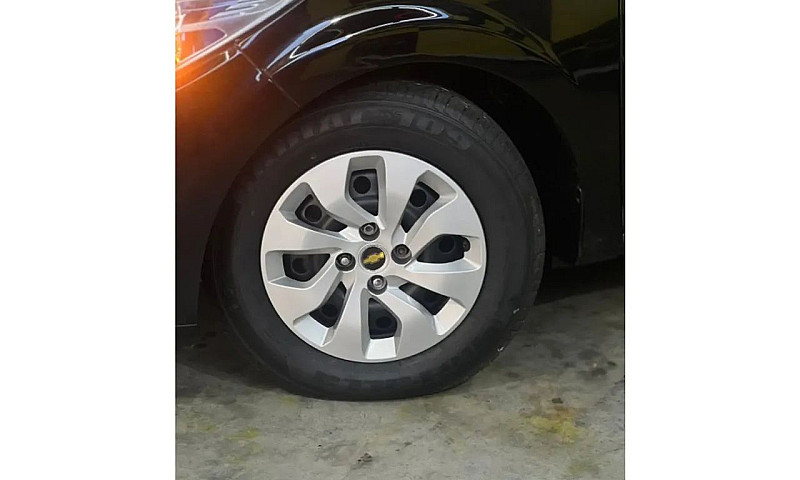 Chevrolet Onix Joy H...