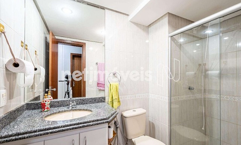 Apartamento Amplo De...
