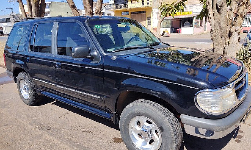 Explorer Xlt 97/8...