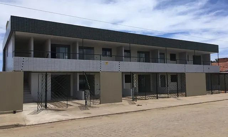 Alugo Casa Com Suíte...