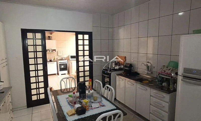 Casa Com 2 Quartos C...