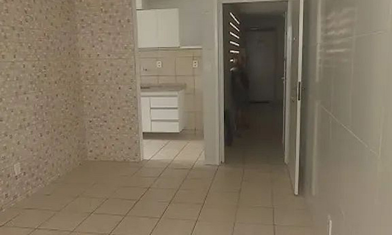 Apartamento Com 2/4 ...