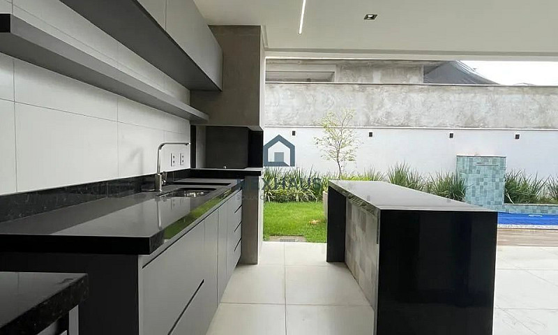 Sobrado Jardins Capr...