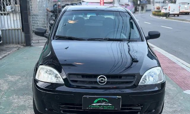 Chevrolet Corsa Sed....