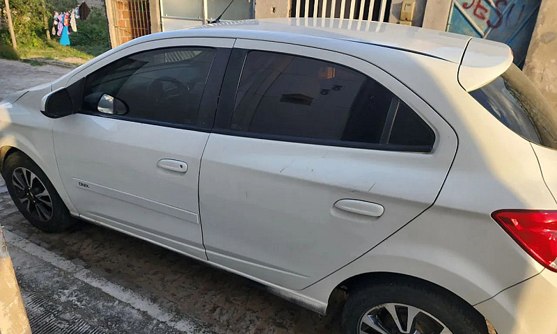 Chevrolet Onix Hatch...