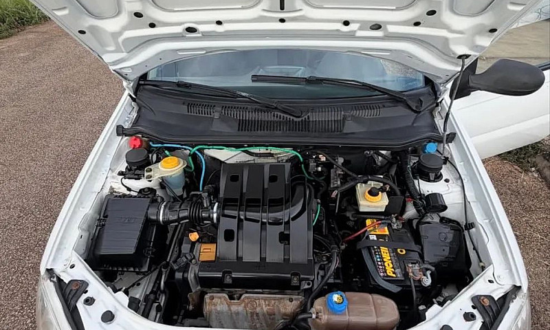 Fiat Strada Adv.1.8 ...