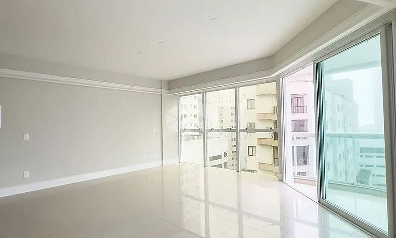 Apartamento 3 Suítes...