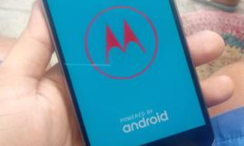 Moto Z2 Zerado 64 Gi...