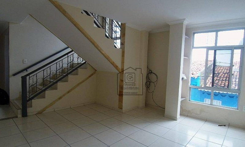 Casa Com 3 Dormitóri...