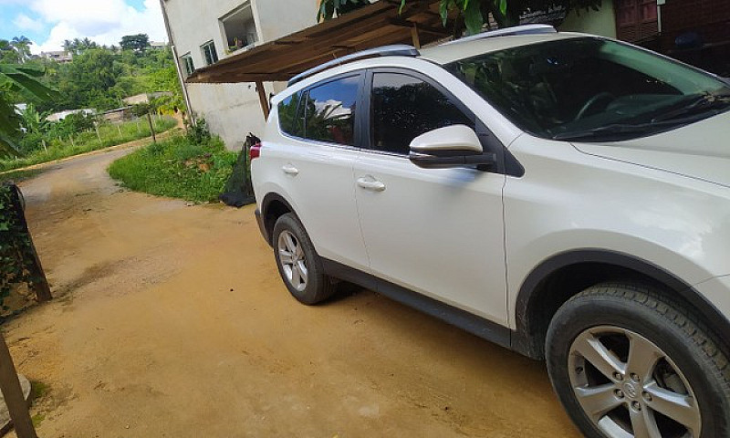 Toyota Rav4...