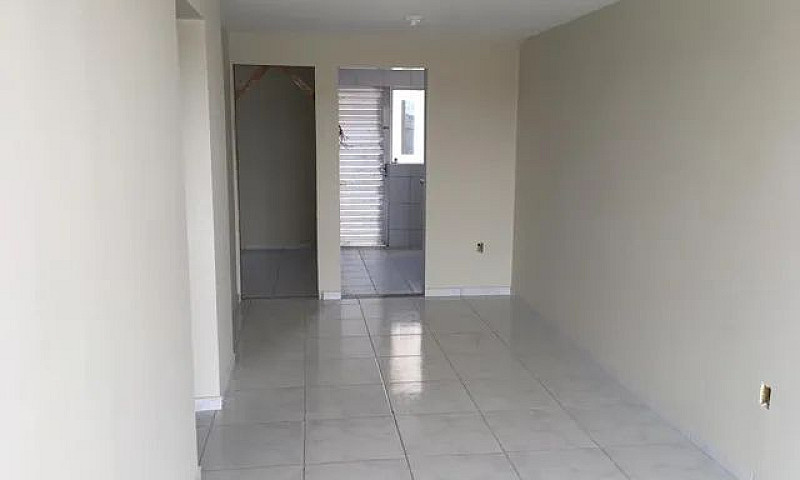Alugo Casa Com Suíte...
