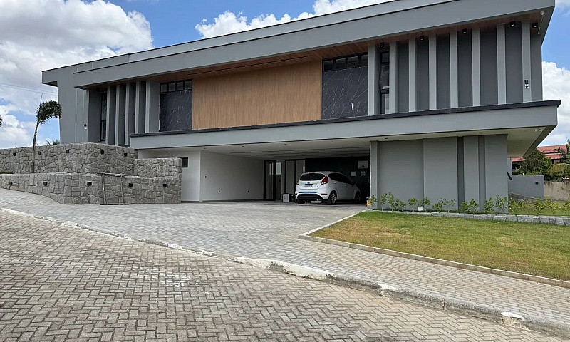 Casa No Condomínio R...