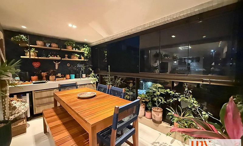 Apartamento Com 130 ...