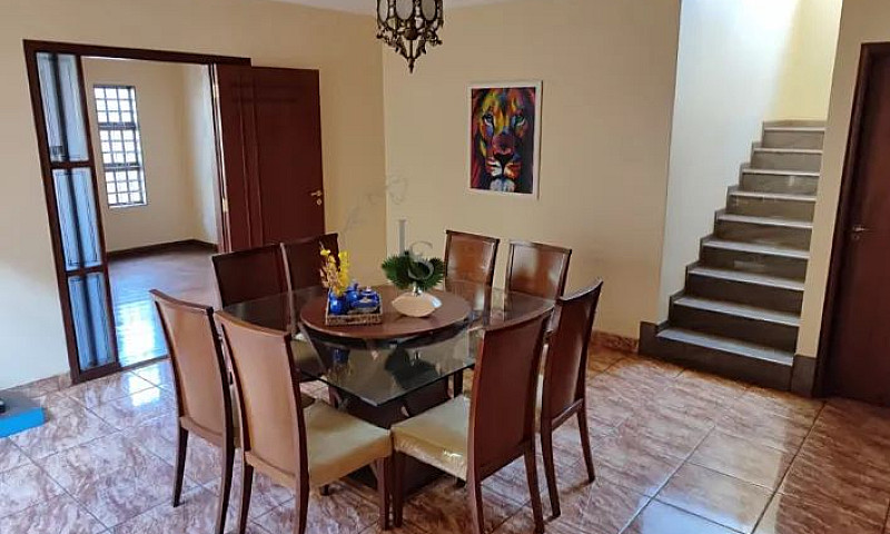 Casa No Jardim Athen...
