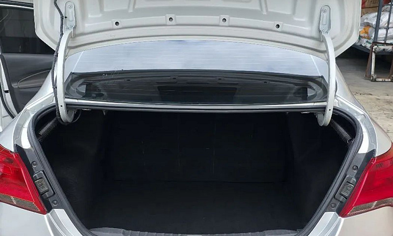 Chevrolet Prisma Sed...