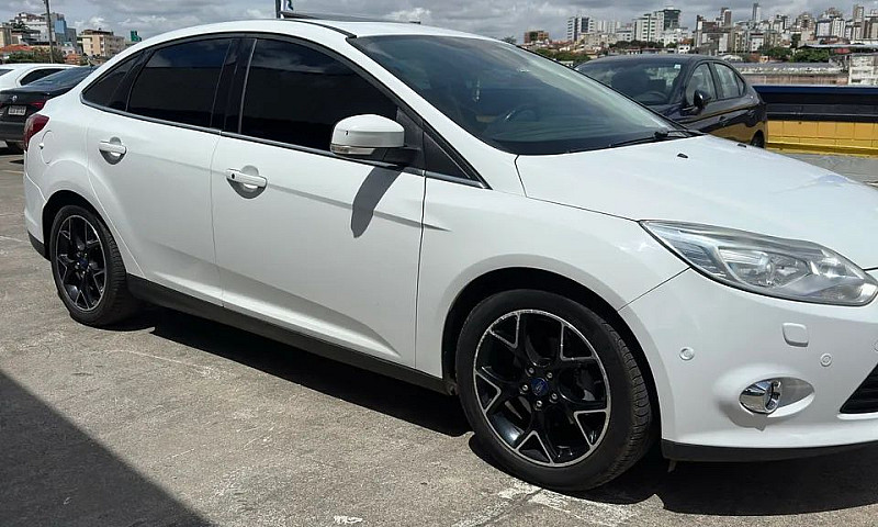 Ford Focus Sed. Ti./...