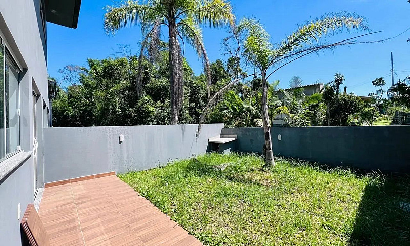 Casa Geminada À Vend...