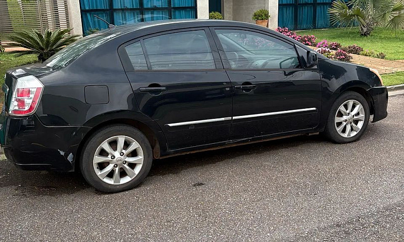 Nissan Sentra Sl 2.0...