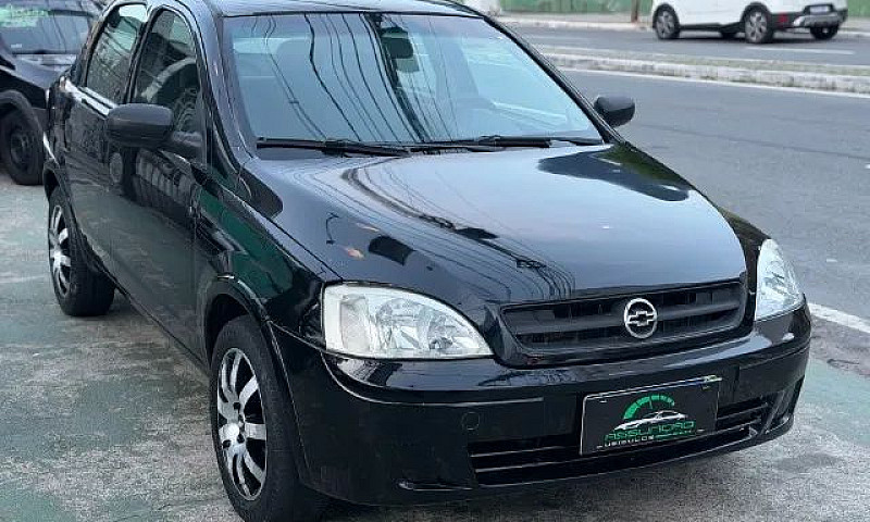 Chevrolet Corsa Sed....