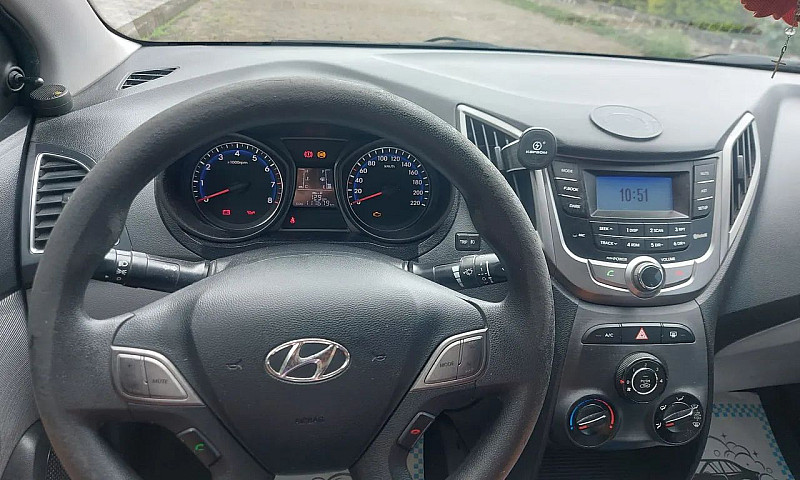 Hyundai Hb20 S For Y...