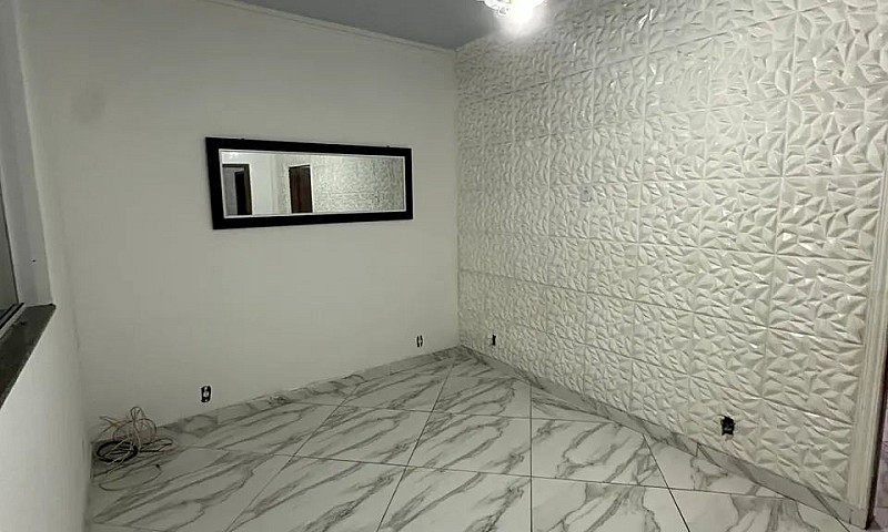 Alugo Casa 750...