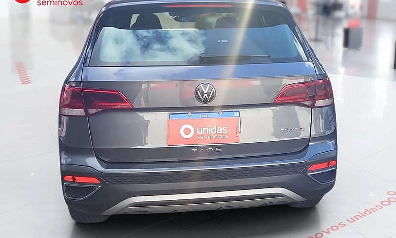 Volkswagen Taos High...