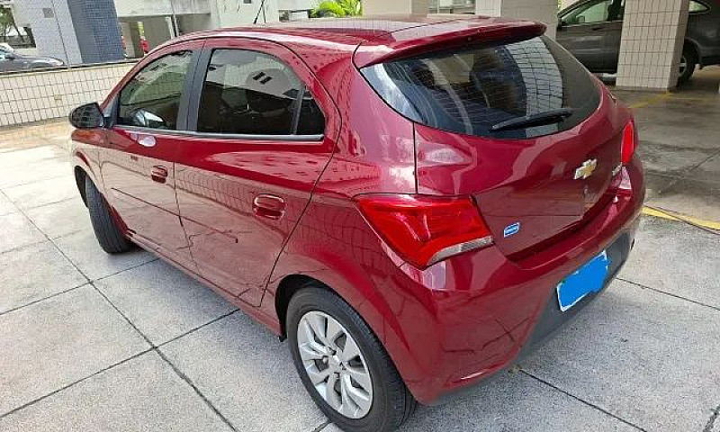 Chevrolet Onix Hatch...