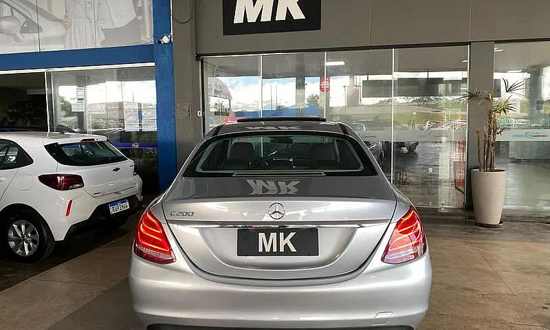 Mercedes-Benz C200 2...