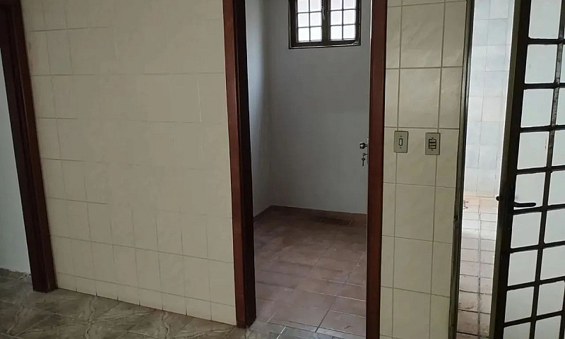 Casa Disponível Para...