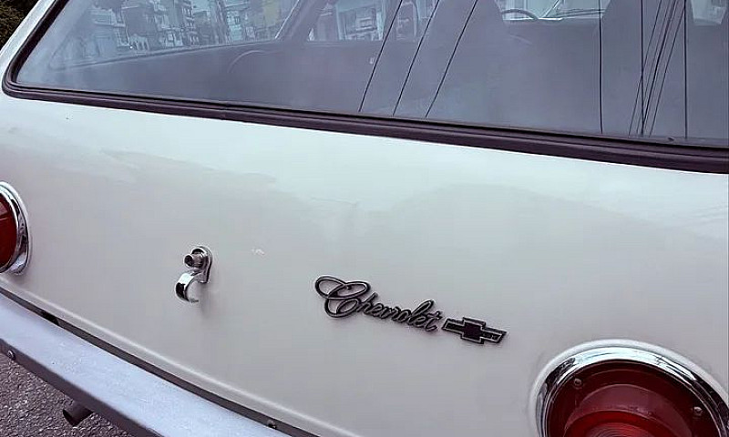 Chevrolet Caravan 19...