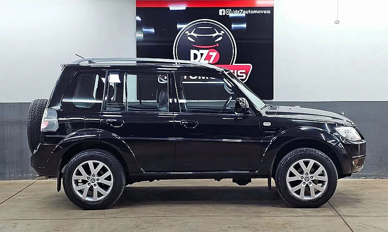 Mitsubishi Pajero Tr...