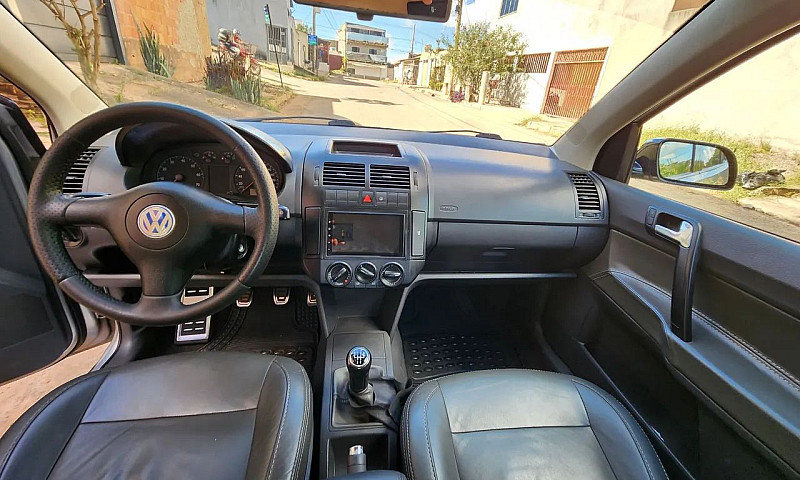 Volkswagen Polo 1.6 ...