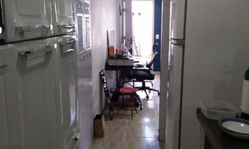 Casa Bem Localizada ...