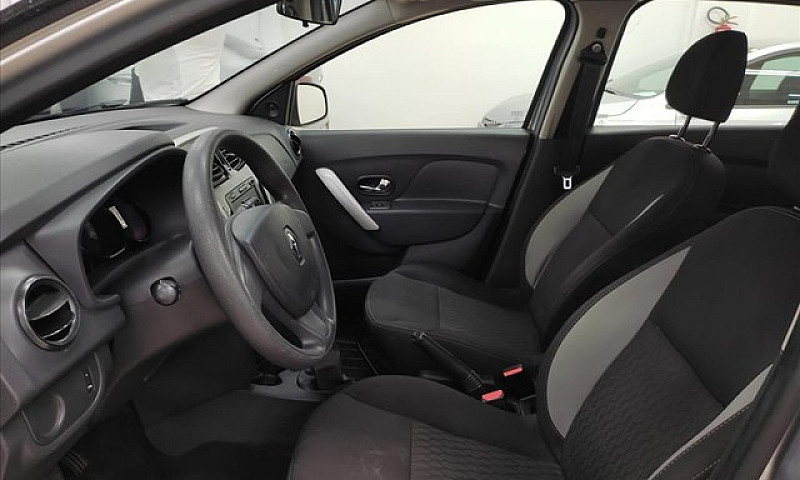 Renault Sandero 1.0 ...