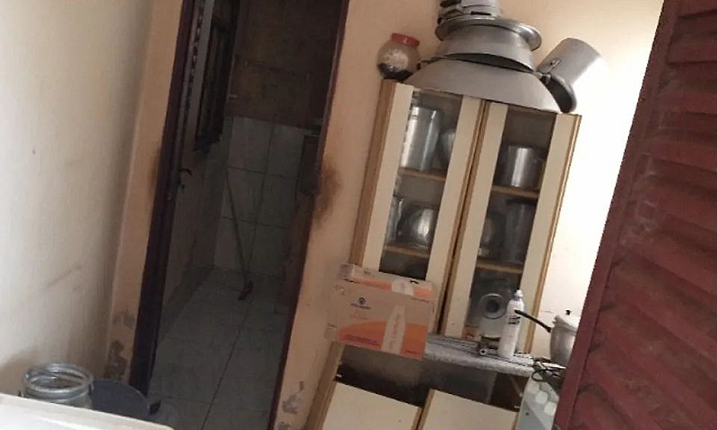 Casa No Jardim Olive...