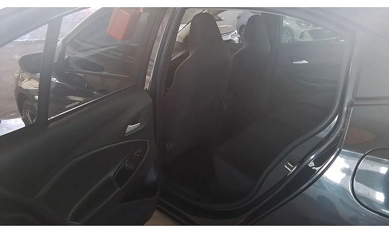 Chevrolet Onix Hatch...