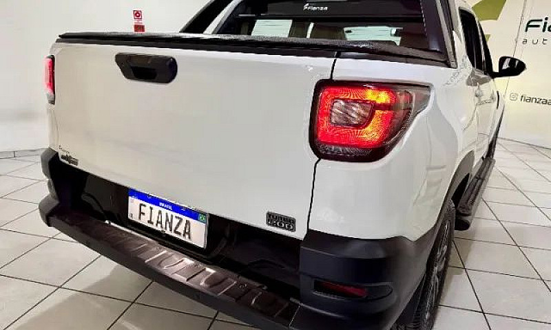 Fiat Strada Ultra 1....