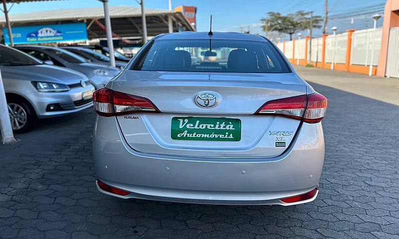 Yaris Sedan 1.5 Plus...