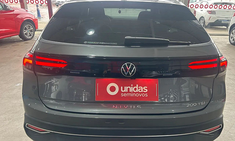 Volkswagen Nivus Com...