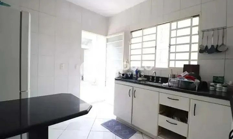 Casa Residencial Dis...