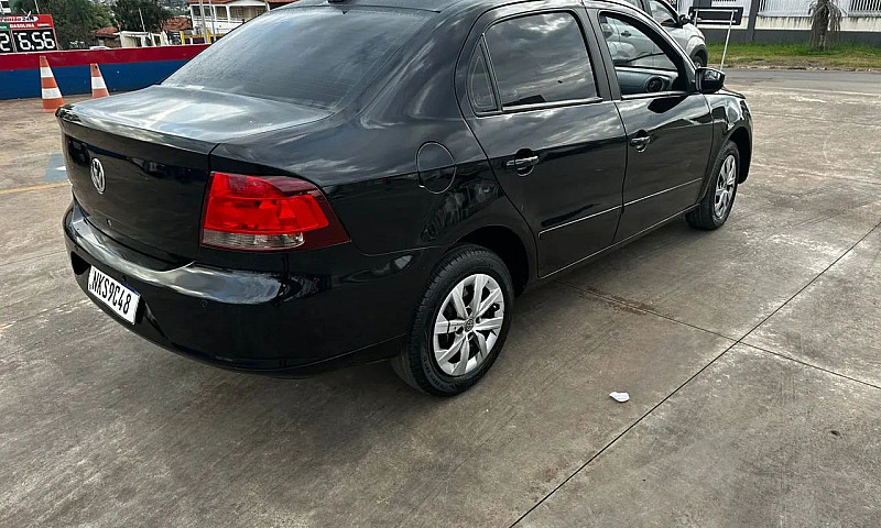 Volkswagen Voyage 1....