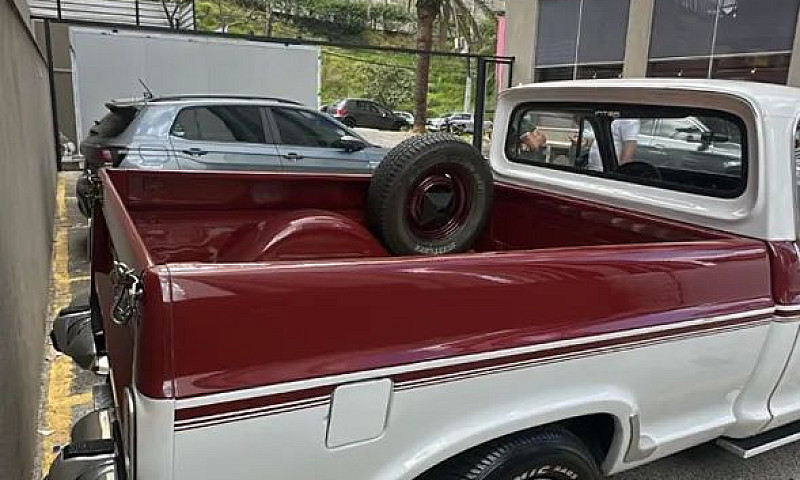Chevrolet C-10 2.5/4...